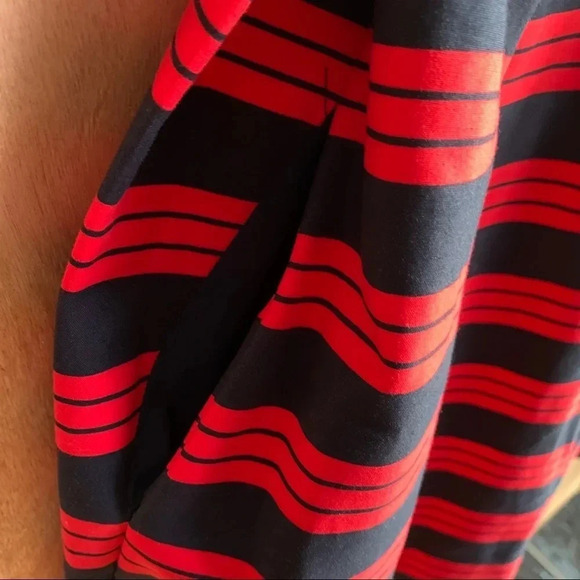 Gap Striped Fit N Flare Dress W/Pockets - Picture 5 of 10